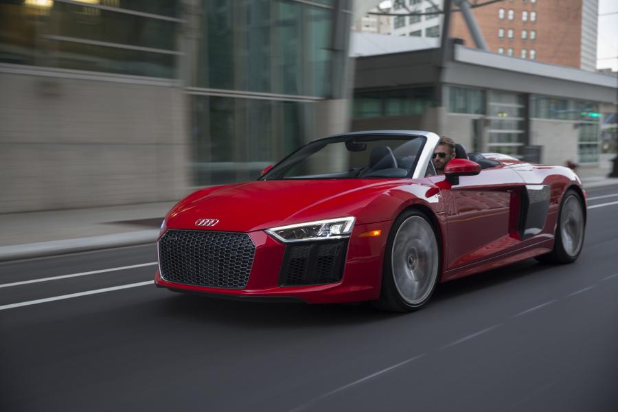  Audi R8 Spyder V10 2017 года  (NA) (фото 20 из 51)